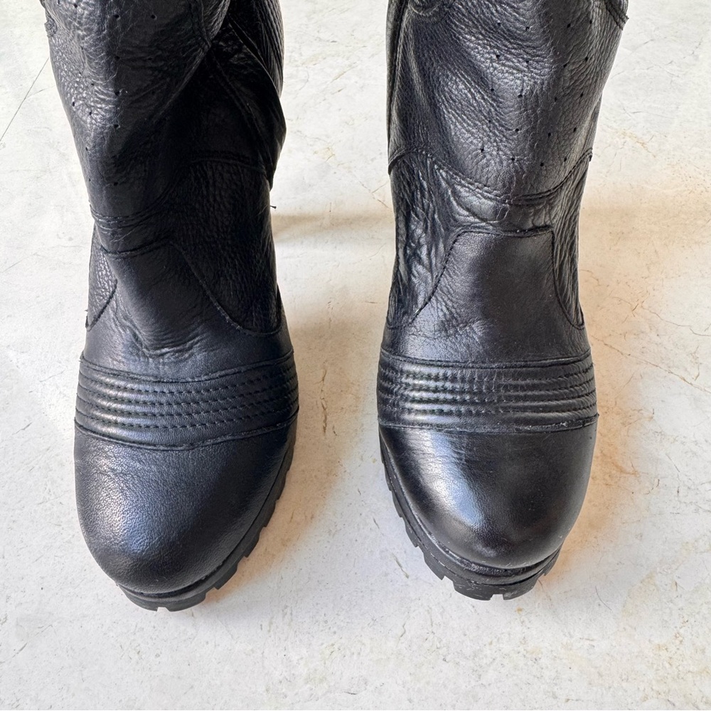 Dolce Vita Black Heeled Boots - Picture 4 of 11
